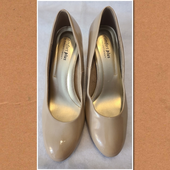 Women's Pumps